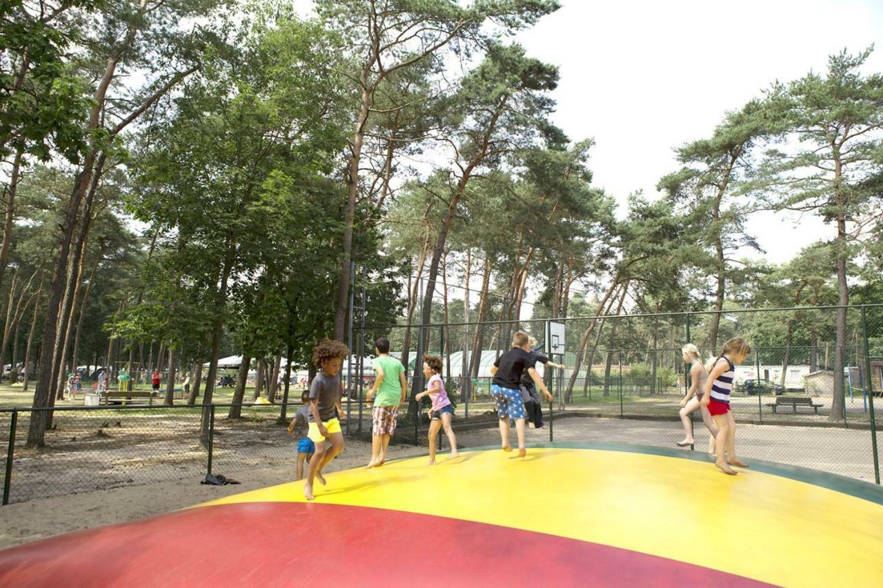 Ra Veluwe Mobile Home อาร์นเฮม ภายนอก รูปภาพ